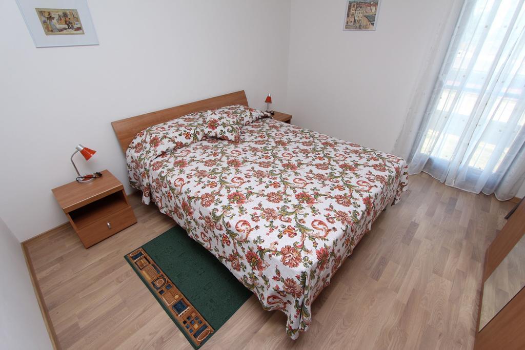 Apartment Mitton 2 Ровінь Номер фото